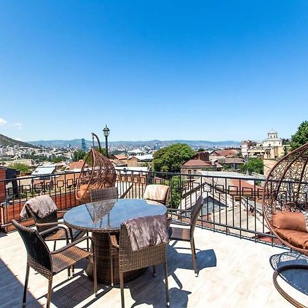 3Br Apt W Huge Terrace & Magnificent Views Tbilisi Zewnętrze zdjęcie