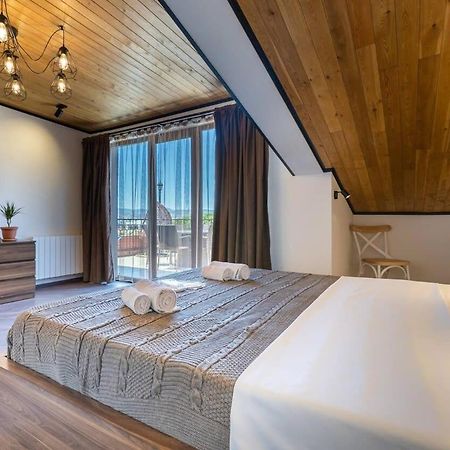 3Br Apt W Huge Terrace & Magnificent Views Tbilisi Zewnętrze zdjęcie